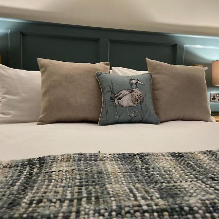 The Wheatsheaf Inn Onneley Екстер'єр фото
