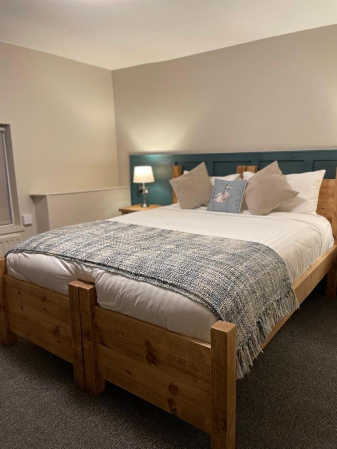 The Wheatsheaf Inn Onneley Екстер'єр фото