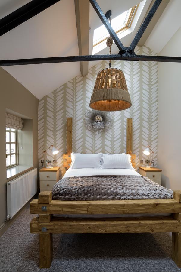 The Wheatsheaf Inn Onneley Екстер'єр фото