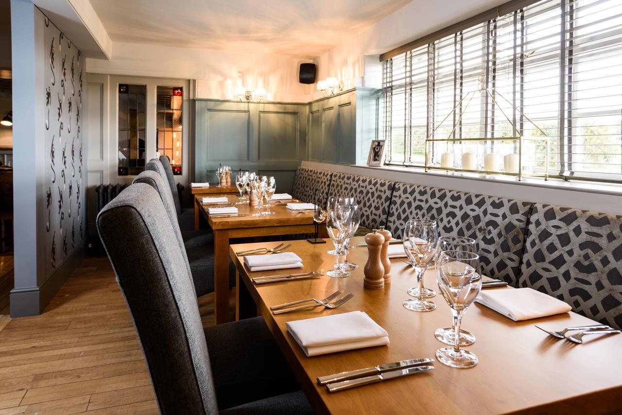 The Wheatsheaf Inn Onneley Екстер'єр фото