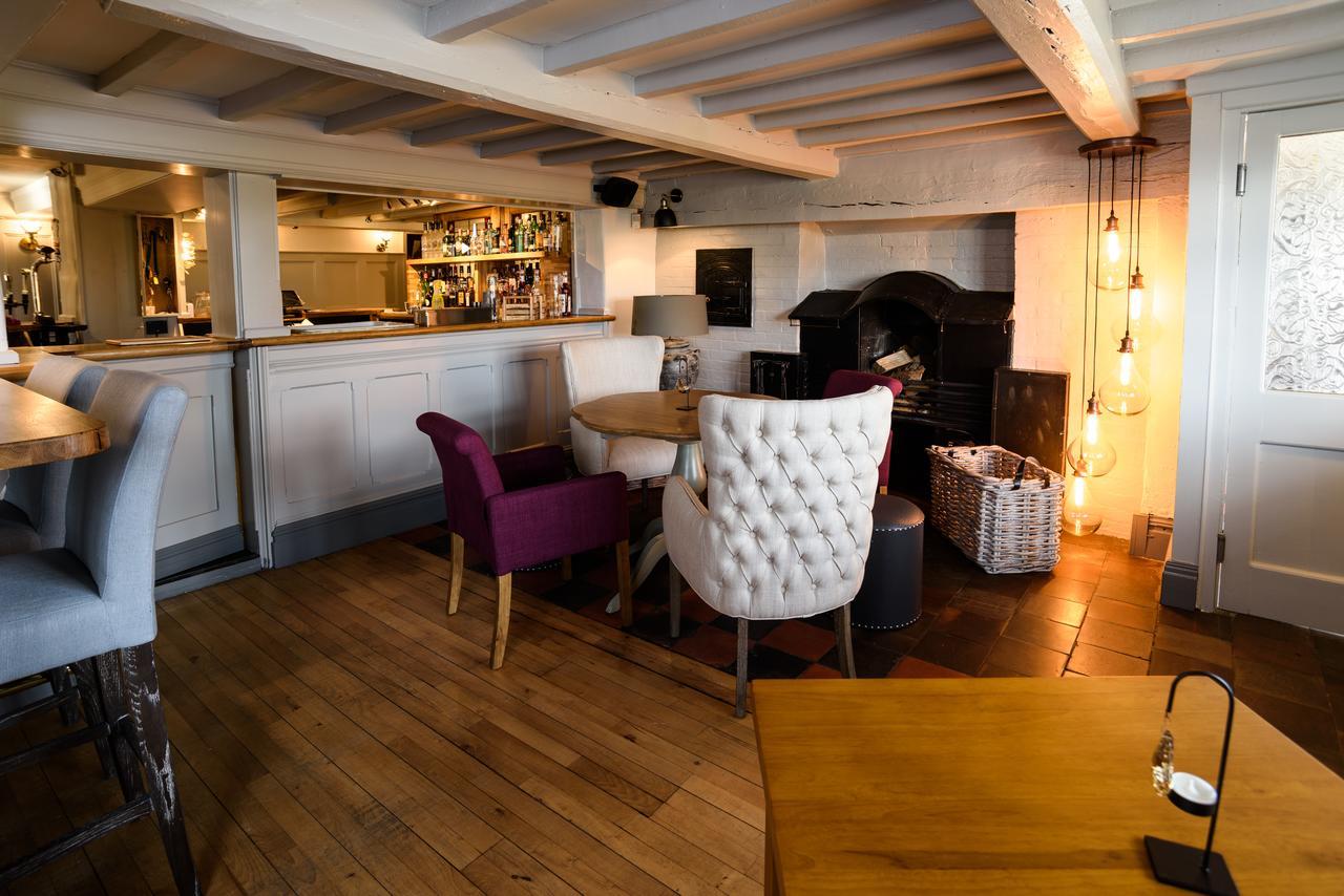 The Wheatsheaf Inn Onneley Екстер'єр фото
