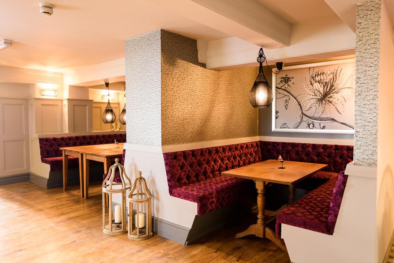 The Wheatsheaf Inn Onneley Екстер'єр фото